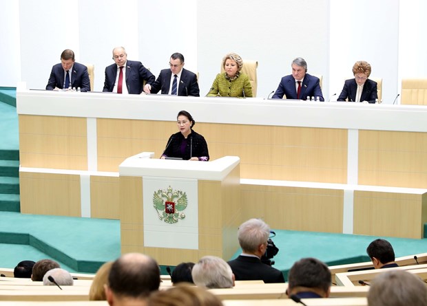 NA Chairwoman Nguyen Thi Kim Ngan delivers a speech at the Federation Council of Russia on December 11.