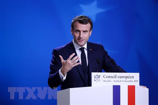 Tổng thống Pháp Emmanuel Macron phát biểu tại hội nghị ở Brussels, Bỉ, ngày 13-12. (Ảnh: THX/TTXVN)