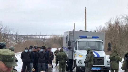 Kiev bắt đầu trao đổi tù nhân với Donetsk, Luhansk tại Donbass