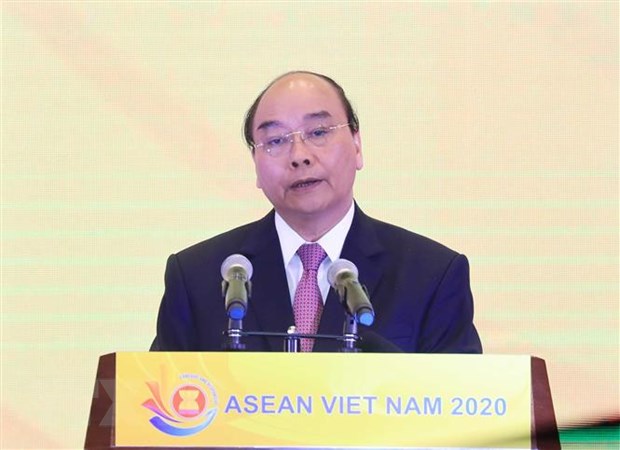 Thủ tướng Nguyễn Xuân Phúc, Chủ tịch ASEAN 2020, phát biểu tại buổi lễ. (Ảnh: Thống Nhất/TTXVN)