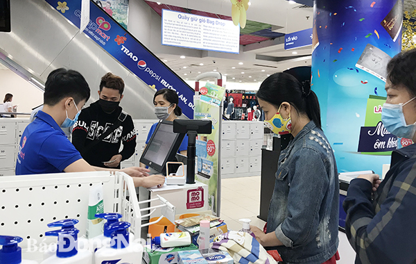 Người dân đề cao cảnh giác với dịch bệnh do virus corona