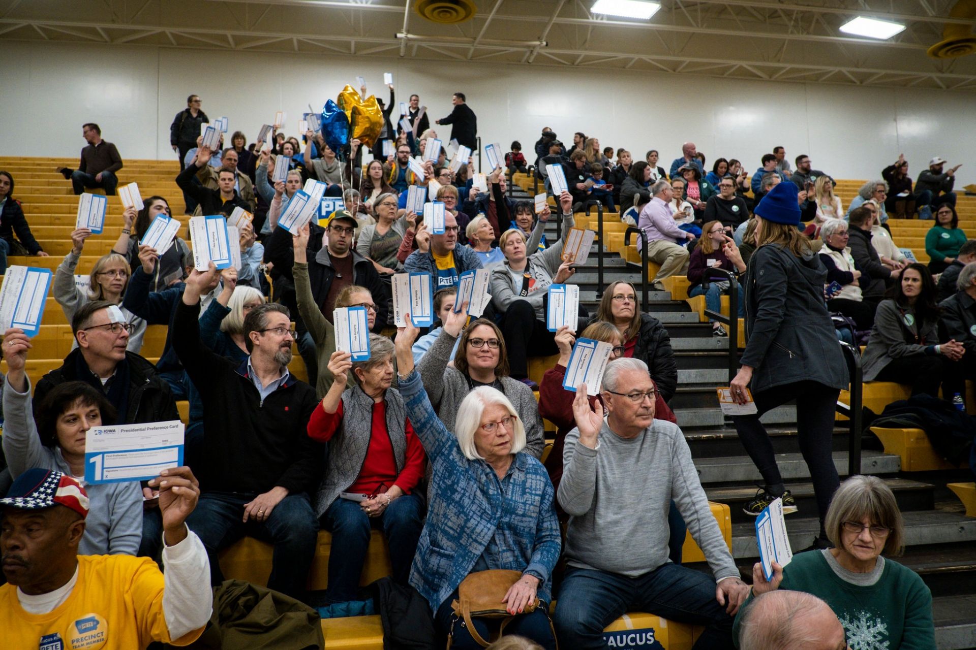 Các đảng viên tham gia cuộc họp kín tại một điểm ở bang Iowa. (Nguồn: New York Times)