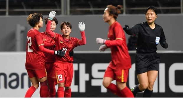 Mai Duc Chung’s players celebrate their 1-0 win over Myanmar in Group A of the AFC Women’s Olympic Qualifiers at the Jeju World Cup Stadium on February 6 (Photo: the-afc.com)