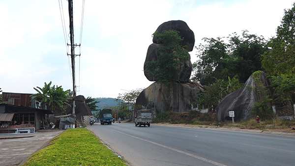 Đồng Nai ngày đầu thực hiện "cách ly toàn xã hội"