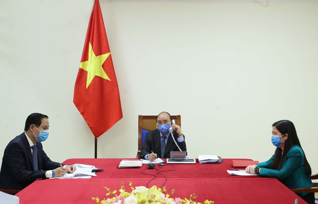 PM holds phone talks with Korean President on COVID-19 combat