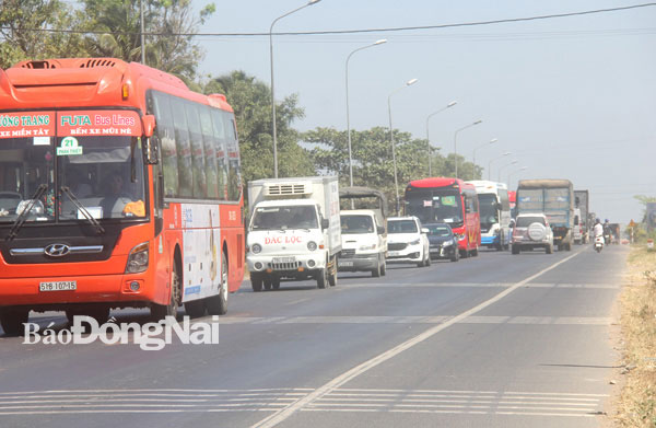 Khi xây dựng hoàn thành, đường cao tốc Phan Thiết - Dầu Giây sẽ giúp giảm tải áp lực giao thông trên quốc lộ 1, đoạn qua địa bàn Đồng Nai. Ảnh: P.Tùng