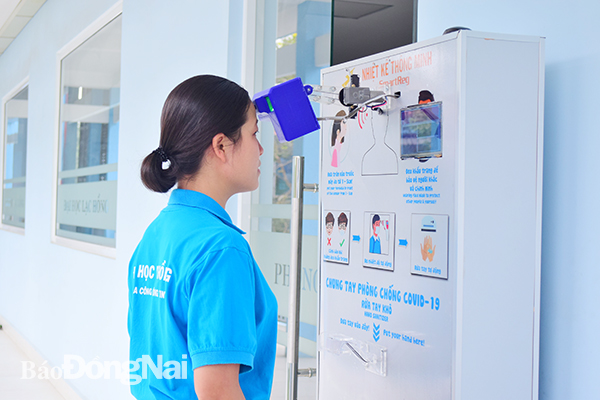 Trường Đại học Lạc Hồng làm nhiệt kế thông minh