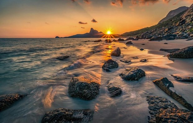 A beach on Con Dao island, a tourist magnet in Vietnam (Photo: VNA)