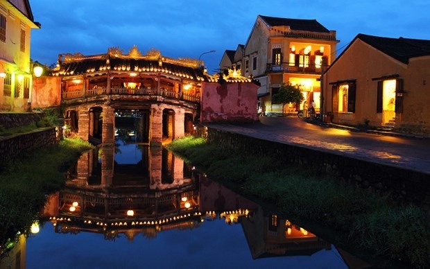 Cau pagoda in Hoi An city