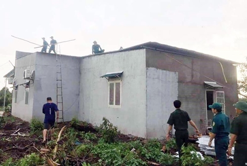 Troops assist localities in overcoming consequences of natural disaster