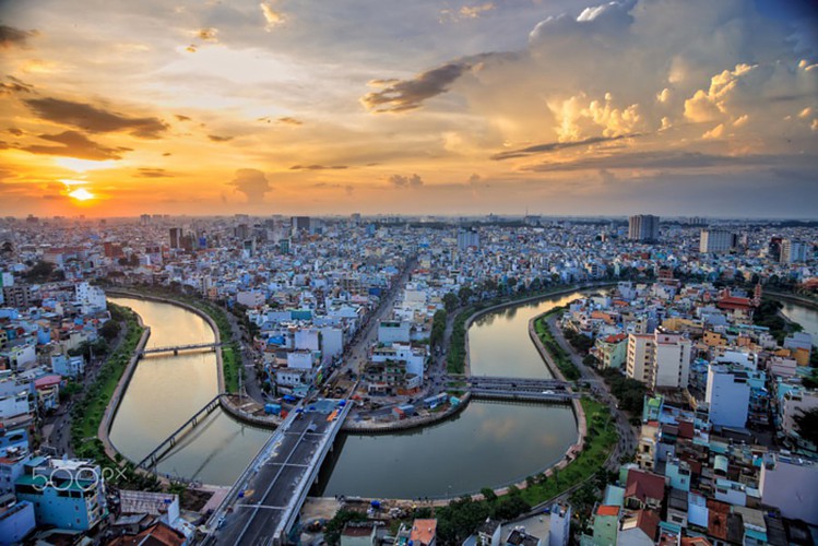 A meander situated in the heart of Ho Chi Minh City. 