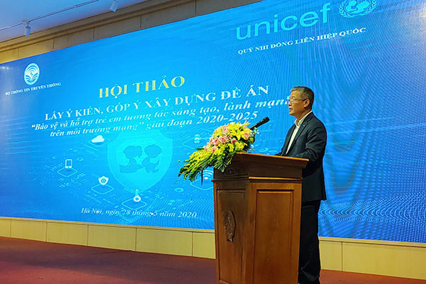 Bảo vệ trẻ em trên môi trường mạng