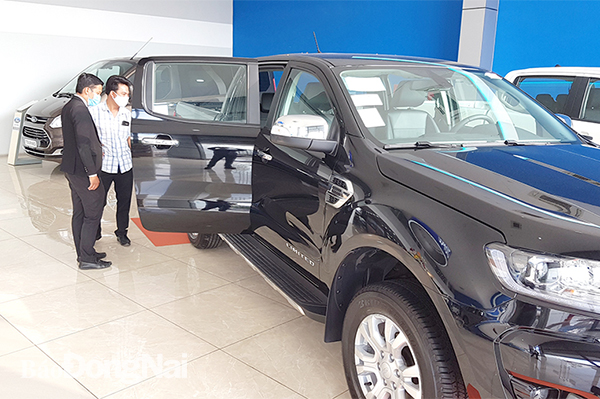 Dong Nai's retail sales down in five months