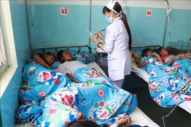 Deaths from food poisoning hit 22 nationwide