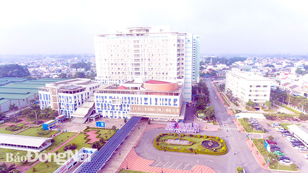 Bệnh viện "mạnh", bệnh nhân tin