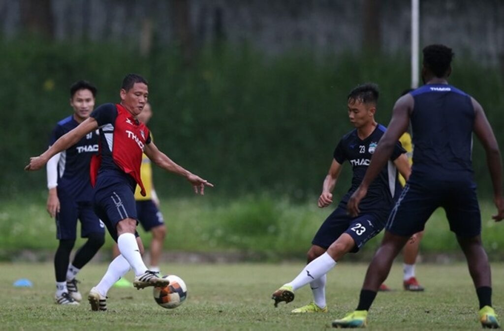 CLB HAGL tập luyện lại từ ngày 10-8