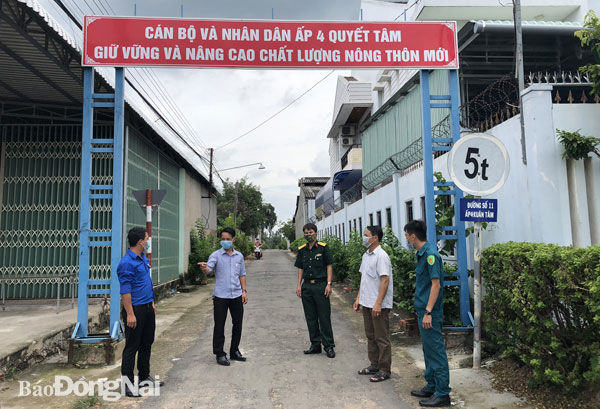 Tuyến đường nông thôn mới kiểu mẫu ấp 4, xã Xuân Tâm - thành quả từ mô hình thực hiện quy chế dân chủ tại cơ sở của Đảng bộ xã Xuân Tâm (H.Xuân Lộc)