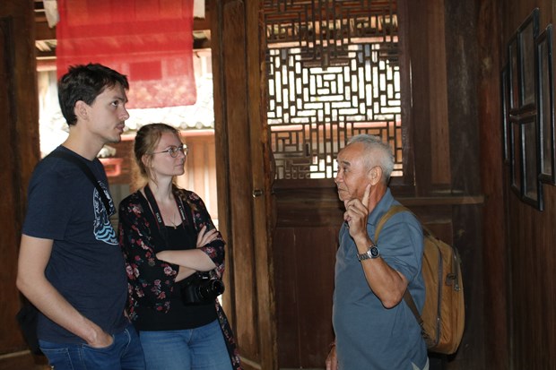 Foreign tourists in Ha Giang, Vietnam (Photo: VNA)