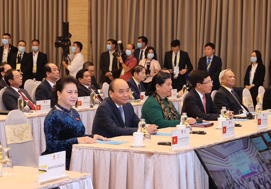 National Assembly Chairwoman Nguyen Thi Kim Ngan, Chairwoman of AIPA-41, Prime Minister Nguyen Xuan Phuc, Chairman of ASEAN 2020, leaders of the Party and State and delegates attend the opening ceremony.