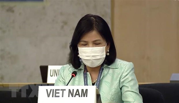 Ambassador Le Thi Tuyet Mai - Permanent Representative of Vietnam to the UN, the World Trade Organisation (WTO) and other international organisations in Geneva at a session of the UN Human Rights Council.