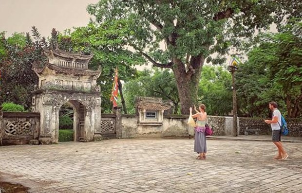 Foreign tourists in Vietnam (Photo: VNA)