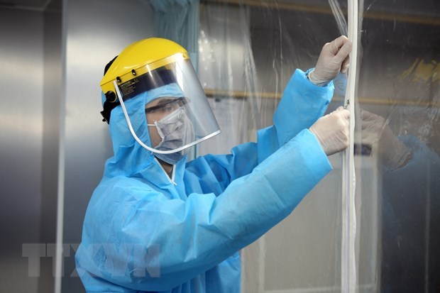 A health worker in quarantine site (Photo: VNA)