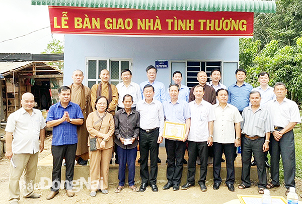 Vận động trên 11 tỷ đồng Quỹ Vì người nghèo