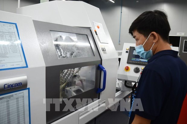Dong Nai seeks ways to bolster support industries