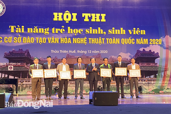 Dong Nai wins two medals at National Contest for Young Talents of Culture-Arts Schools