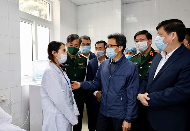 Deputy PM visits first COVID-19 vaccine trial volunteers
