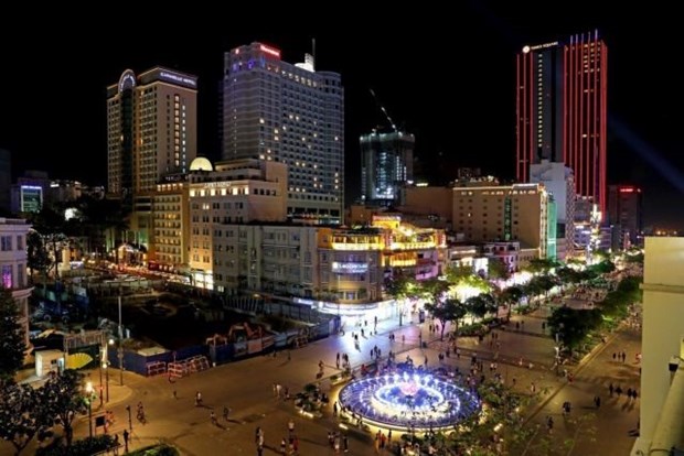 Visitors at Nguyen Hue pedestrian street in downtown HCM City. (Photo: VNA) 