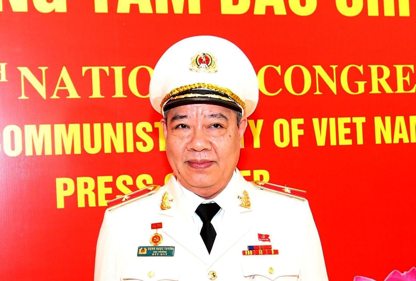 Tăng cường đấu tranh phản bác các quan điểm sai trái, thù địch, xử lý thông tin xấu, độc