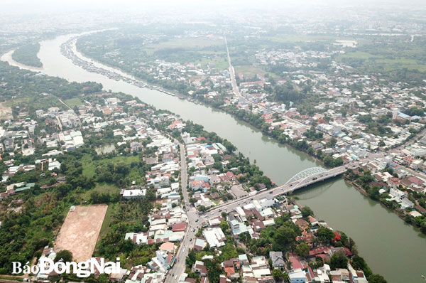 Dự án Đường ven sông Cái có tổng vốn đầu tư hơn 573 tỷ đồng. Ảnh: Quỳnh Nhi