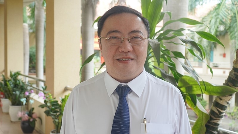 Improving medical examination and treatment quality for people