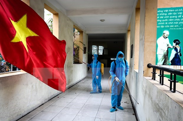 Hanoi disinfects schools to welcome back students (Photo: VNA)