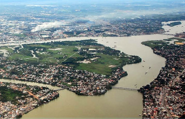 An overview of Đồng Nai River basin. Experts said concerted efforts were needed by HCM City and the 10 provinces in the Đồng Nai River basin to improve management of water resources and protect the environment. — Photo vietnamworldmapz.com