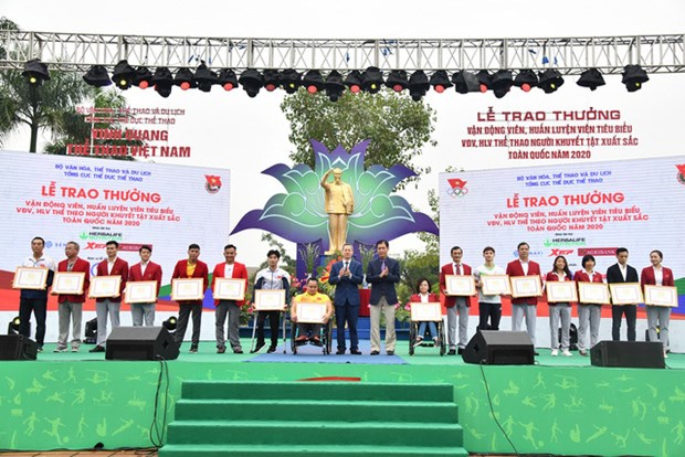 Vietnam’s most outstanding athletes in 2020 honoured at the programme (Photo: VNA)