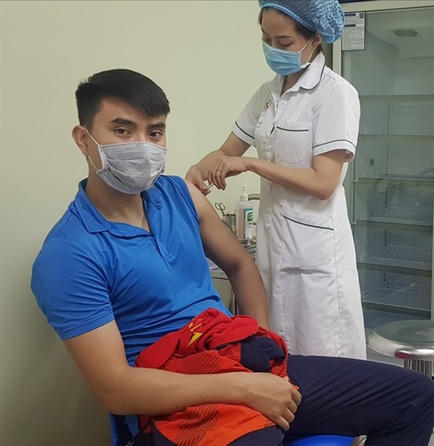 Athletes receive COVID-19 vaccinations ahead of int'l tournaments