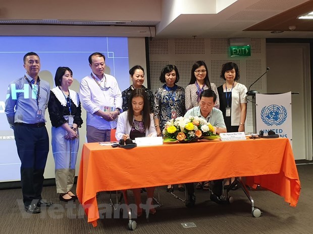 UNFPA provides more equipment to better reproductive health in central Vietnam