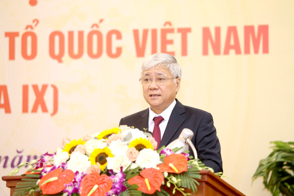 Chủ tịch Ủy ban Trung ương MTTQ Việt Nam khóa IX, nhiệm kỳ 2019-2024, Đỗ Văn Chiến phát biểu tại hội nghị