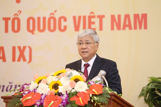 Do Van Chien, President of the VFF Central Committee for the ninth tenure, speaks at the meeting in Hanoi on April 12.