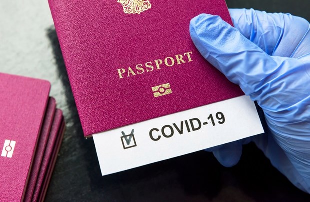 Health professional discusses reasons behind Vietnam's late use of "vaccine passports"