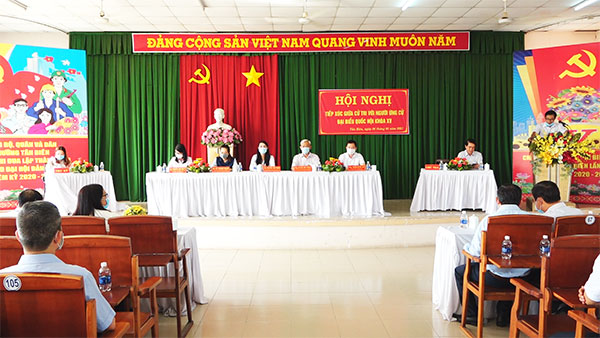 Người ứng cử Đại biểu Quốc hội cam kết bảo vệ quyền, lợi ích của cử tri