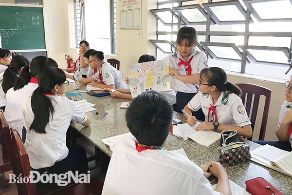 Học sinh Trường THCS An Bình (TP.Biên Hòa) thảo luận nhóm trong tiết học