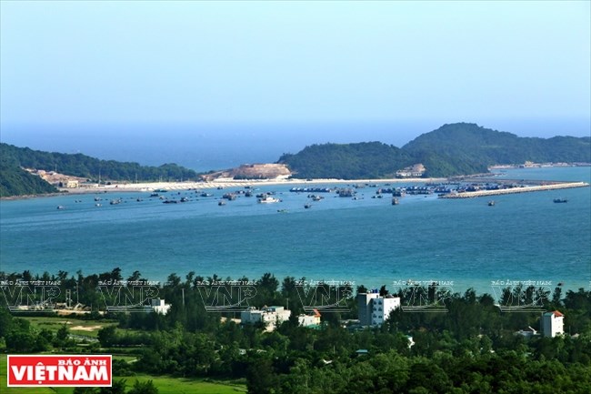 A fishing village on Co To island. 