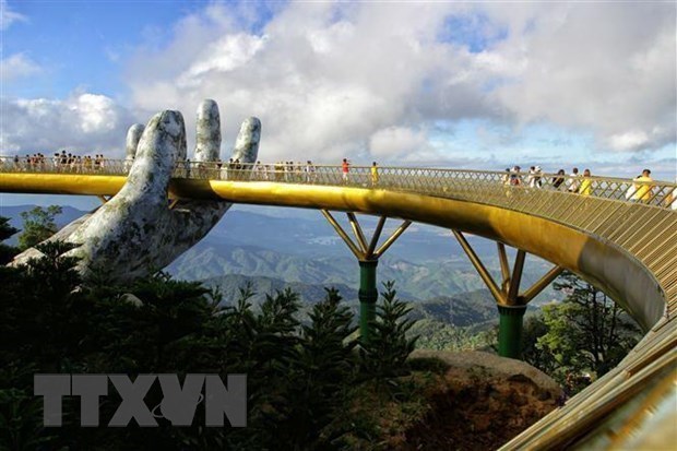 Golden bridge in Da Nang city (Photo:VNA)