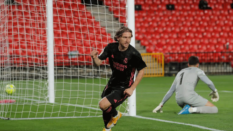 Đêm chủ nhật 16-5, La Liga có tân vương?