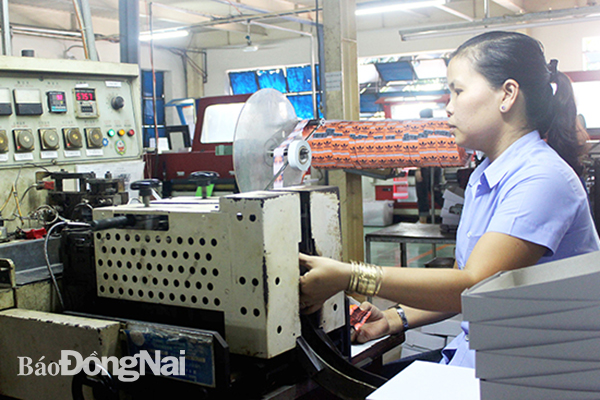 Công ty TNHH Dệt nhãn Junmay ở Khu công nghiệp Sông Mây (H.Trảng Bom) đã kết nối với nhiều doanh nghiệp lĩnh vực dệt may ở Việt Nam cung ứng sản phẩm