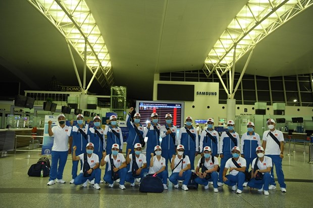Vietnam's army team leaves for 2021 Army Games