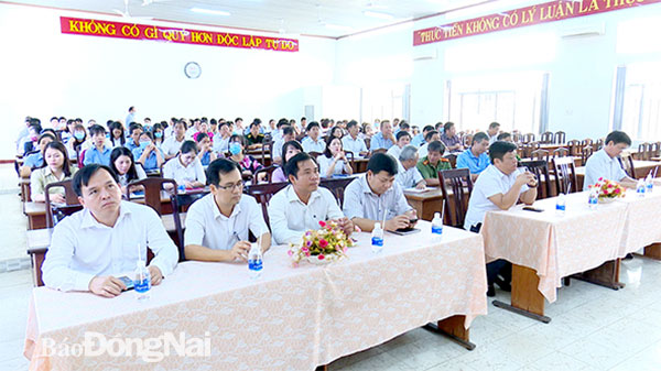 Nâng cao chất lượng đào tạo, bồi dưỡng lý luận chính trị cho cán bộ, đảng viên